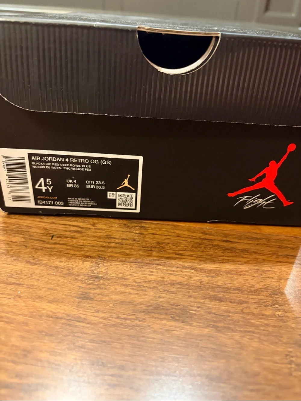 Jordan retro 4 rare air